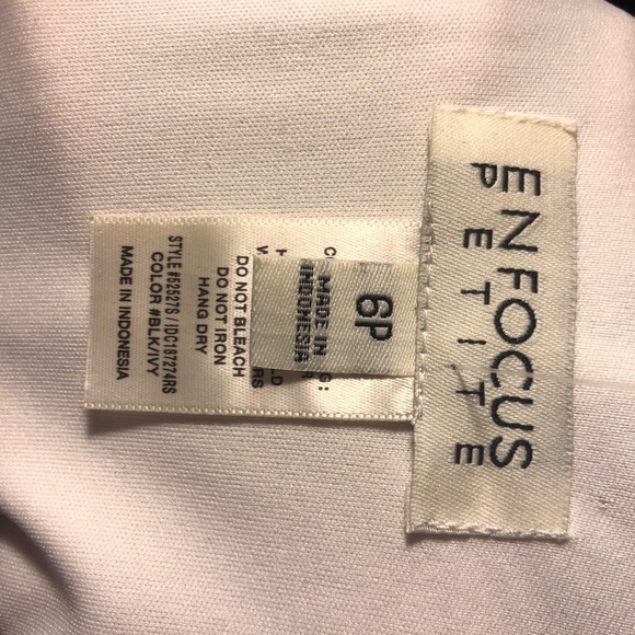 Black and white dress - Picture 3 of 3